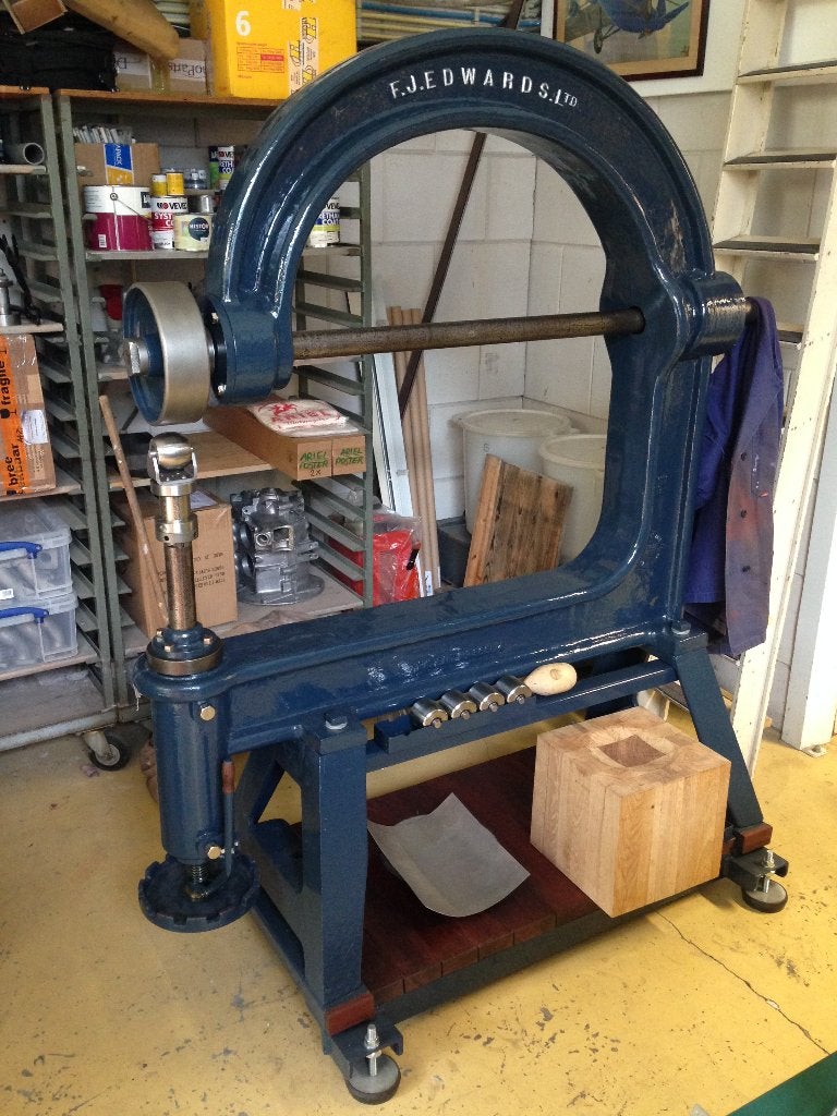 Engels wiel - English wheel - F.J. Edwards, Ophalen, Gereviseerd, Oldtimer onderdelen, Spatbord