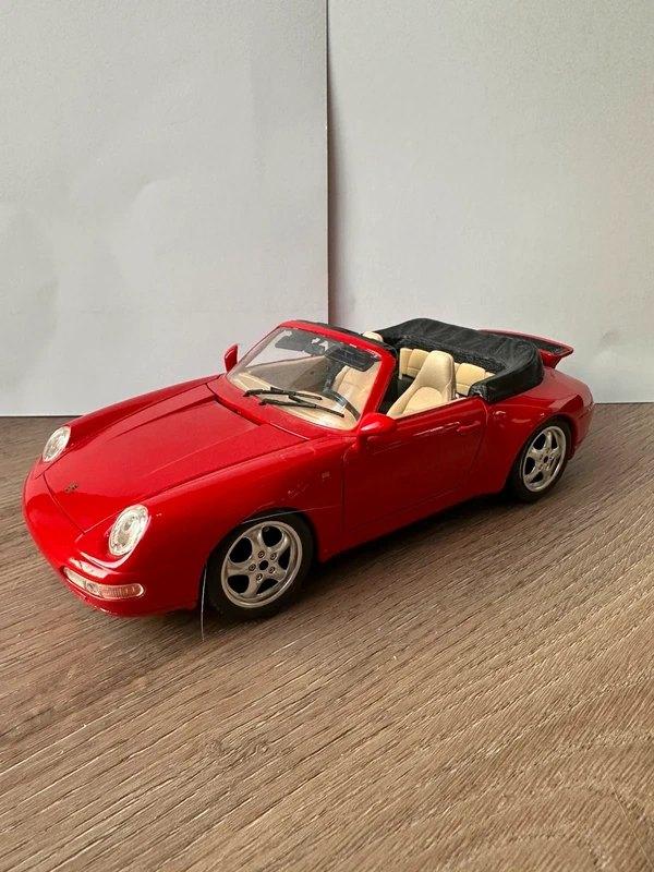 Porsche Carrera 1993. Bburago, Hobby en Vrije tijd, Modelauto's | 1:18, Ophalen of Verzenden, Zo goed als nieuw, Auto, Bburago