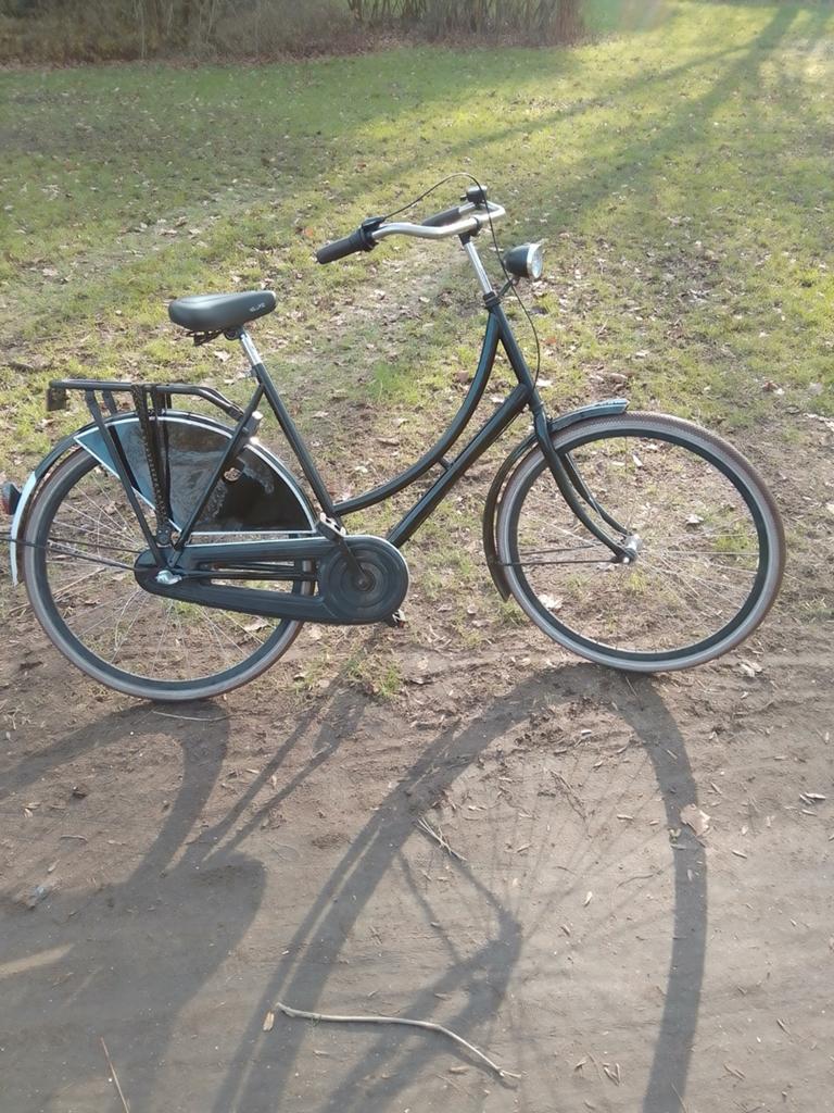 Nette omafiets 3ver terugtraprem 28 inch, Fietsen en Brommers, Fietsen | Dames | Omafietsen, 53 tot 56 cm, Ophalen, Gebruikt