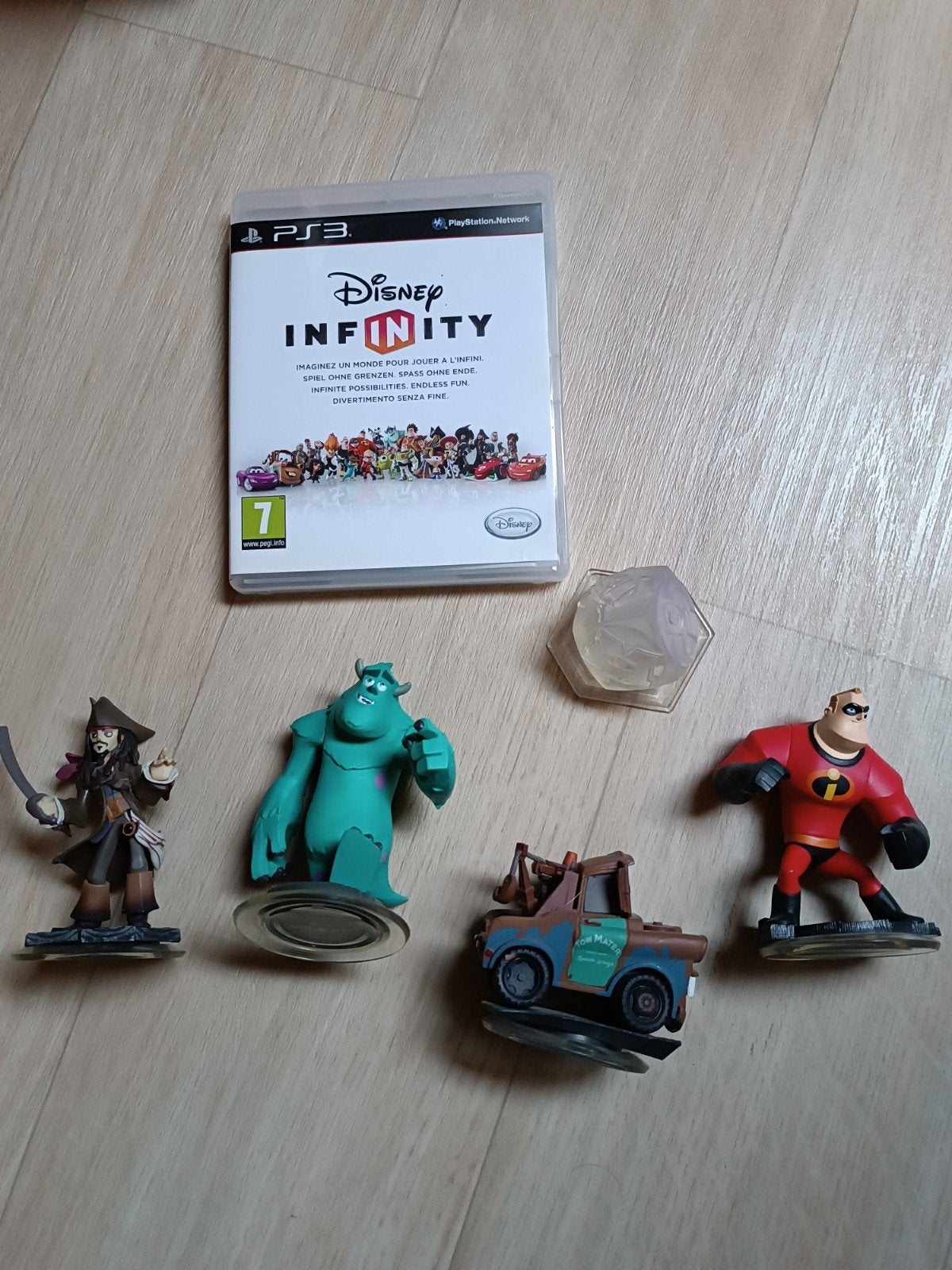 Disney Infinity en Disney Infinity 3.0 met extra figuren, Avontuur en Actie, 2 spelers, Ophalen of Verzenden, Zo goed als nieuw