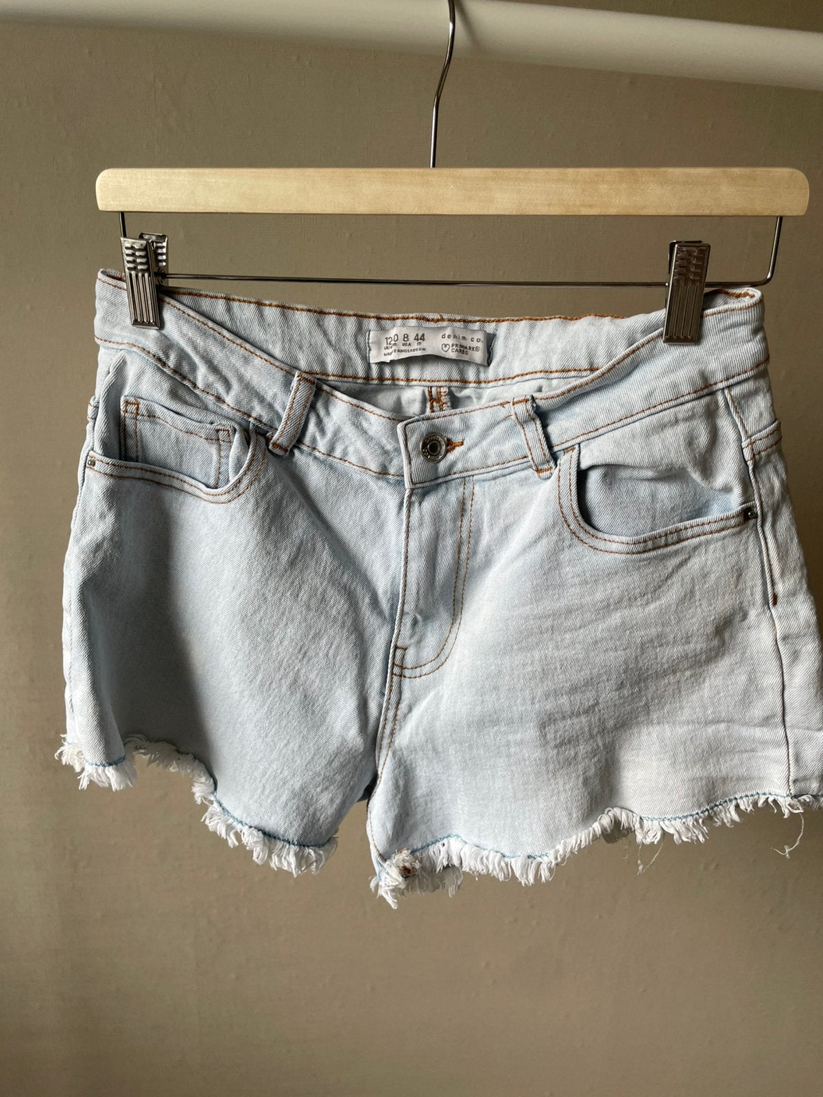 Primark jeans short maat 40, Ophalen of Verzenden, Zo goed als nieuw, Blauw, W30 - W32 (confectie 38/40)