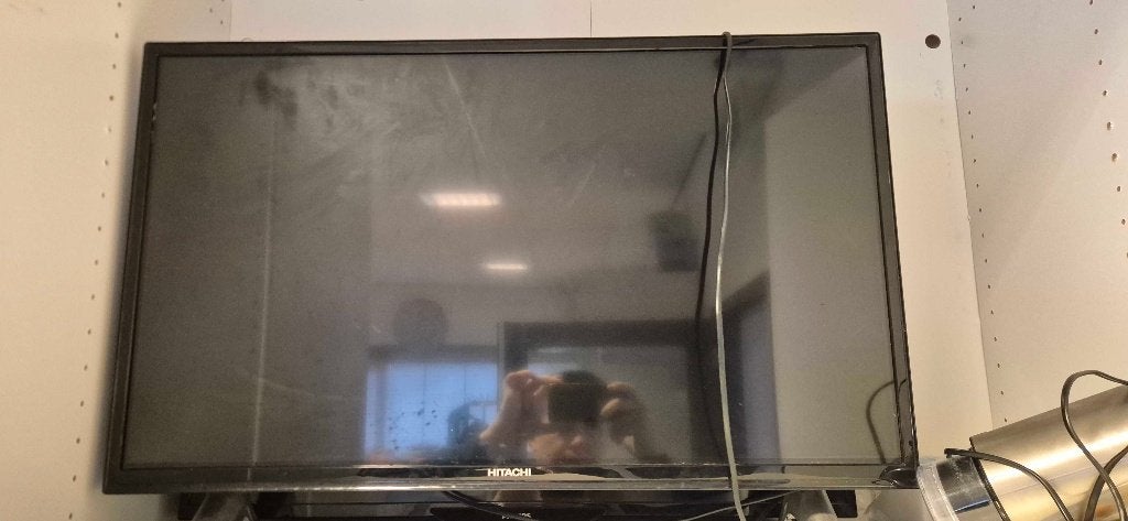 Hitachi 32-inch LED-tv – 2 HDMI, SCART en VGA, LED, 50 Hz, HD Ready (720p), 80 tot 100 cm