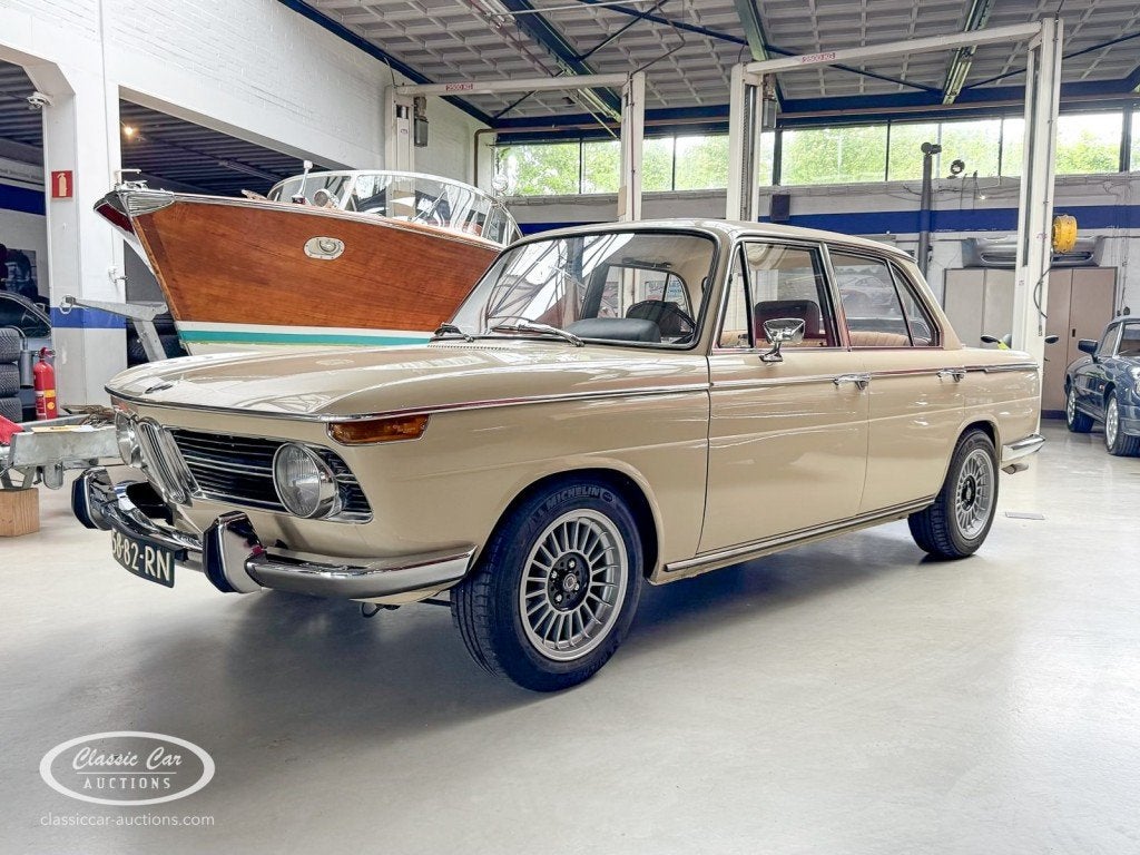 Bmw 1800   - ONLINE AUCTION, 1766 cc, Beige, Origineel Nederlands, Bedrijf