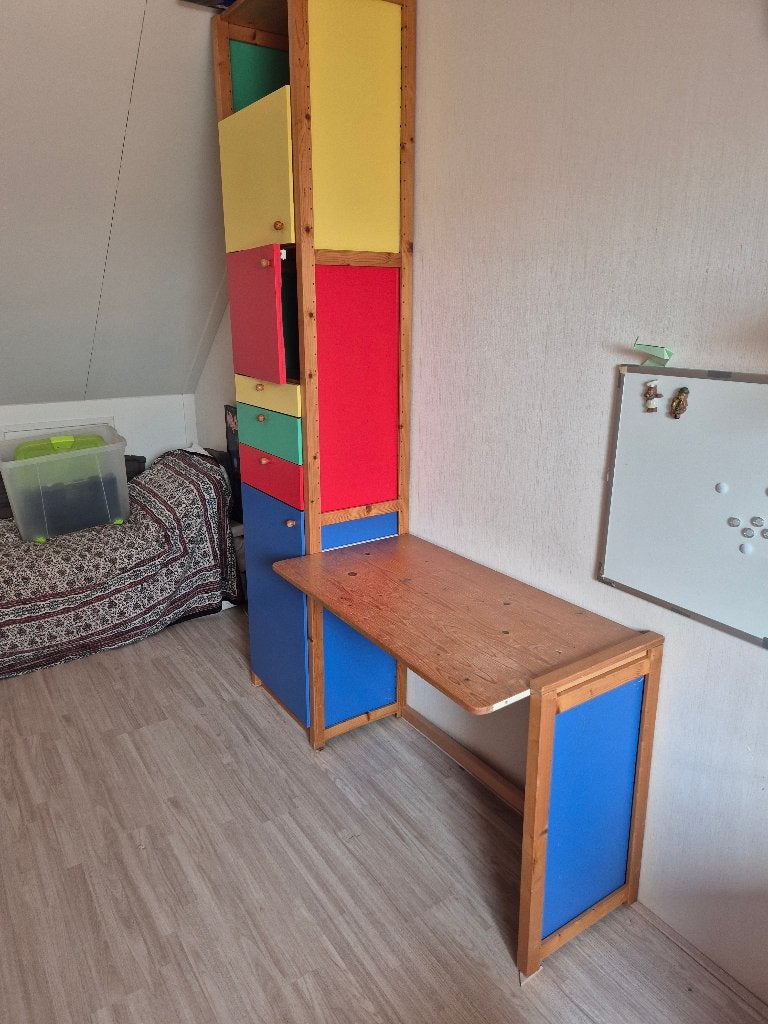 vrolijke lundia kast ( voor kinderkamer ), Ophalen, Gebruikt