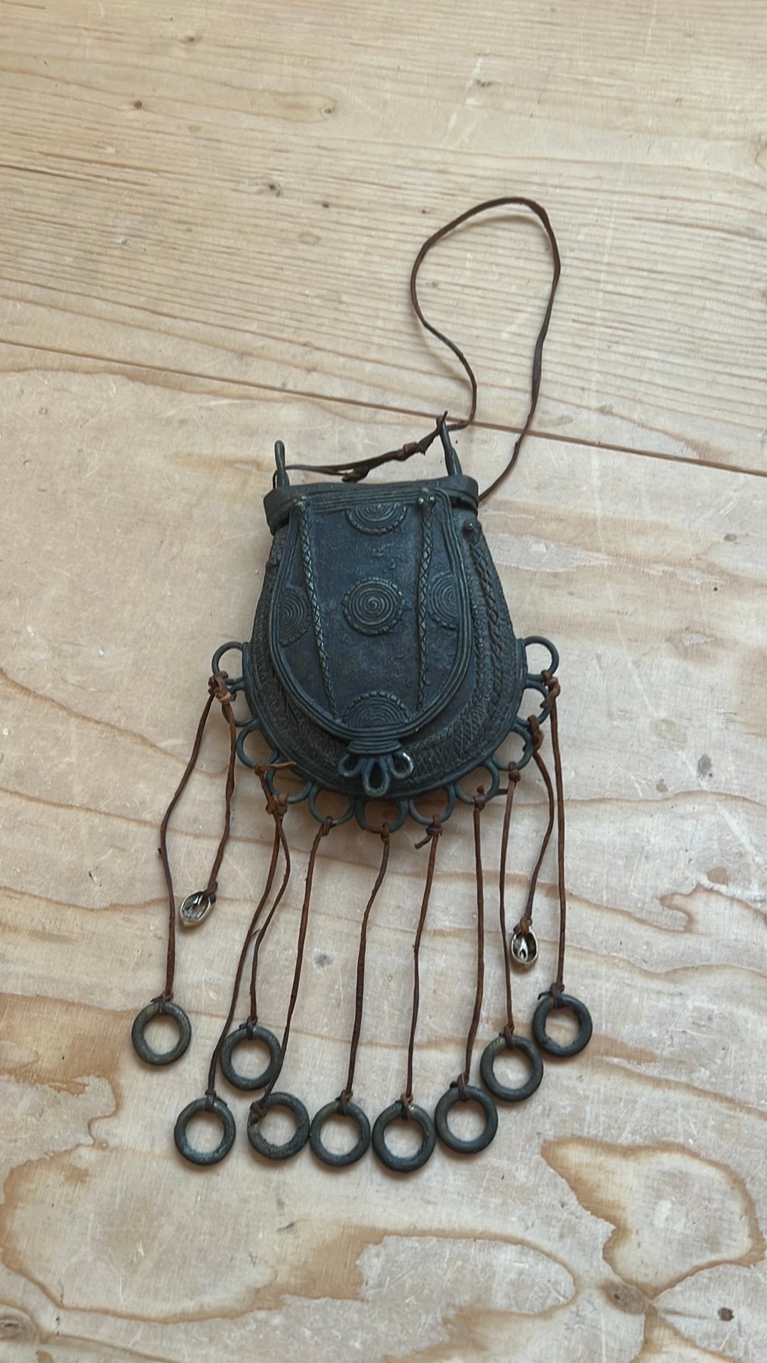 Antieke Bronzen Benin Handtas - Afrikaanse Kunst, Ophalen of Verzenden