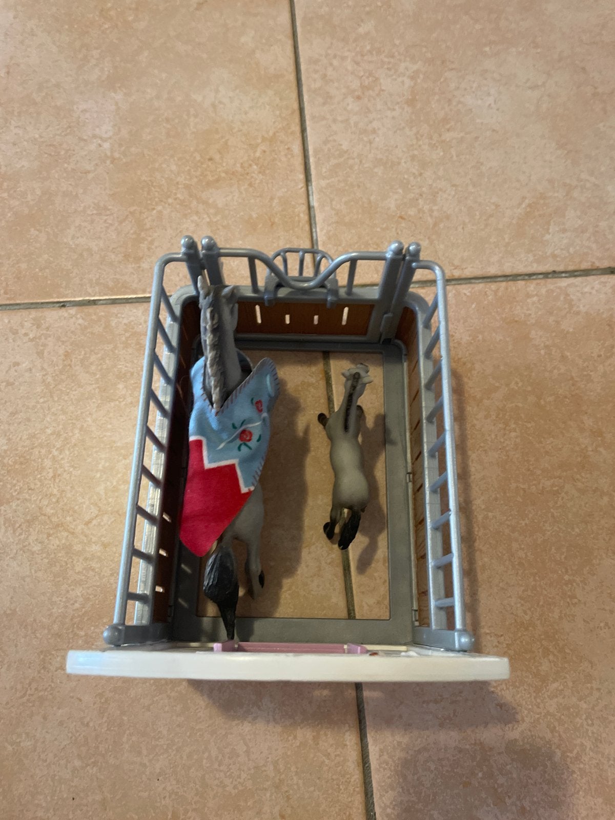 Schleich paddock met paarden en accessoires, Verzenden, Zo goed als nieuw, Jongen of Meisje