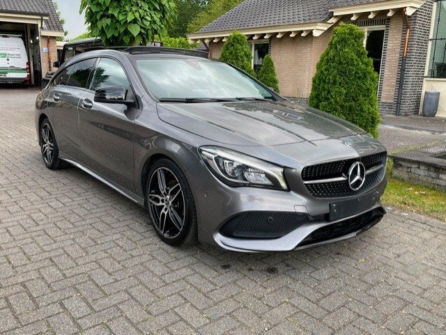 Mercedes-Benz CLA-klasse Shooting Brake 180 AMG LINE PANO CA, Auto diversen, Schadeauto's, Automaat, Stationwagon, Zilver of Grijs