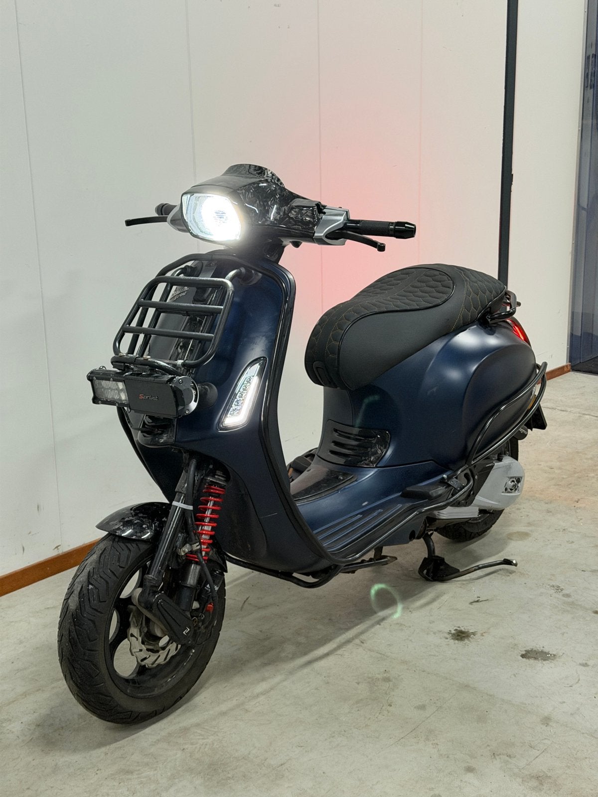 VESPA SPRINT 125cc FULL Malossi! Akra! Carbon! SIP! Macrus!, Ophalen of Verzenden, Zo goed als nieuw