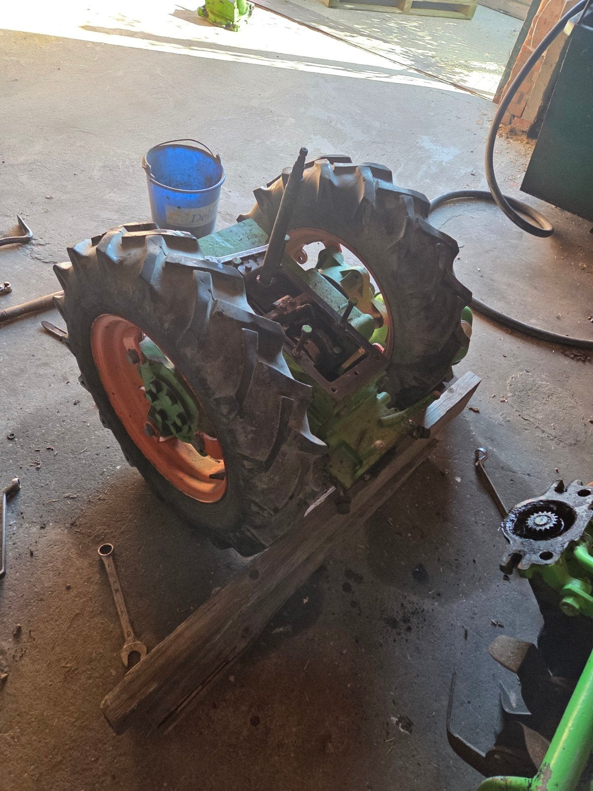 Tuinfrees Agria 2800, Doe-het-zelf en Verbouw, Gereedschap | Freesmachines, Ophalen of Verzenden, Gebruikt, Benzine, Tuinfrees