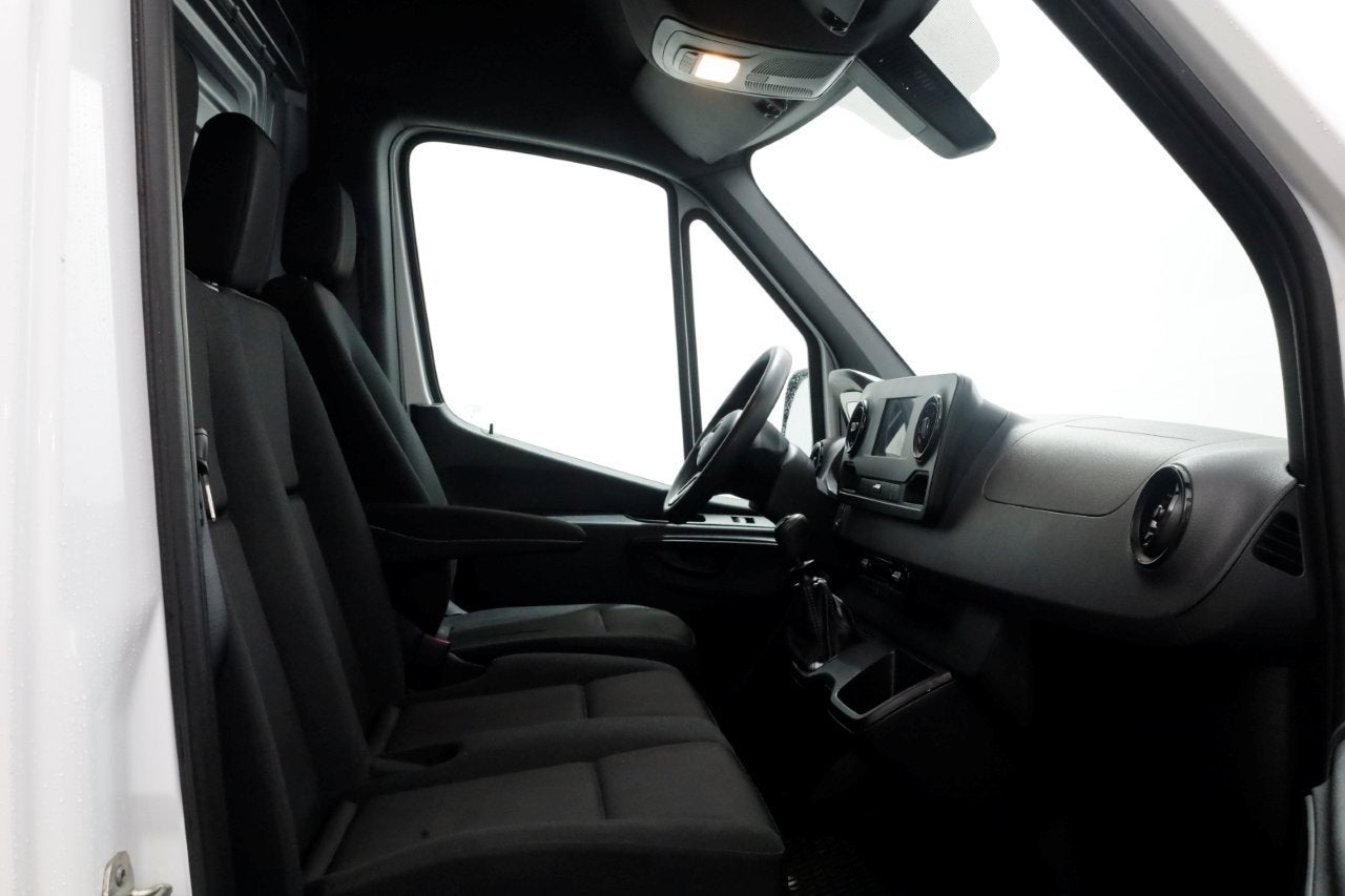 Mercedes-Benz Sprinter 311 CDI 115pk L2H2 Airco/CarPlay 10-2, Auto's, Voorwielaandrijving, Gebruikt, Euro 6, 4 cilinders