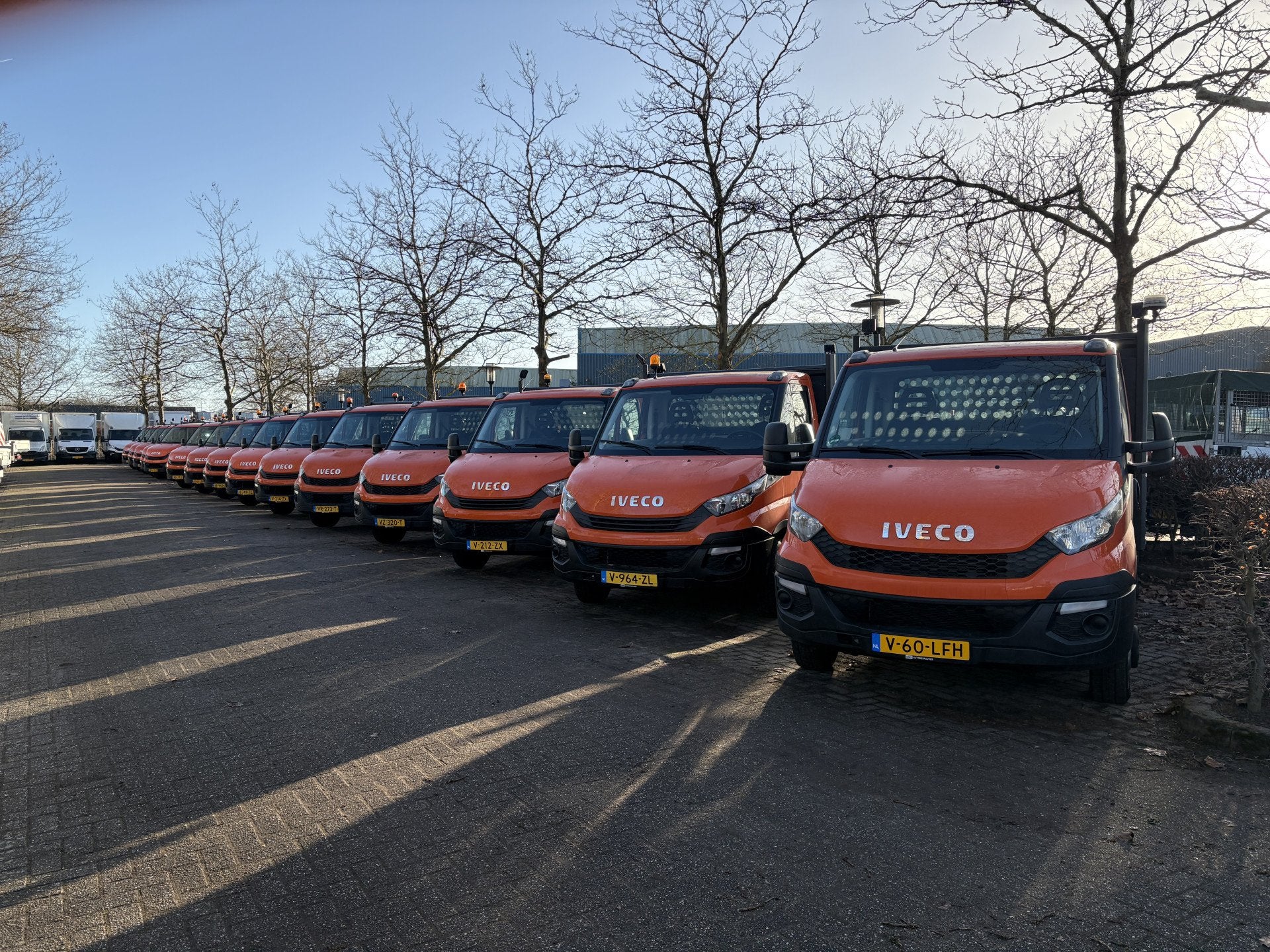 Iveco Daily 35C14 2.3 375 Laadklep 500kg Trekhaak 3500kg tre, Gebruikt, Iveco, Origineel Nederlands, Bedrijf