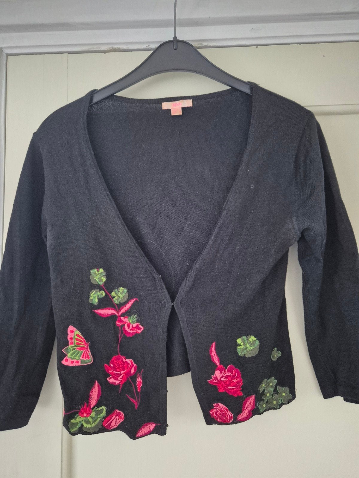 Bijzonder vestje van Mango met Zijde en bloemen applicatie m, Kleding | Dames, Truien en Vesten, Maat 38/40 (M), Mango, Zwart
