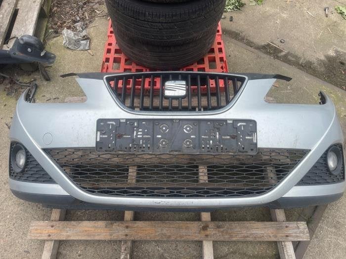 Voorbumper van een Seat Ibiza, Auto-onderdelen, Gebruikt, -, Verzenden, -