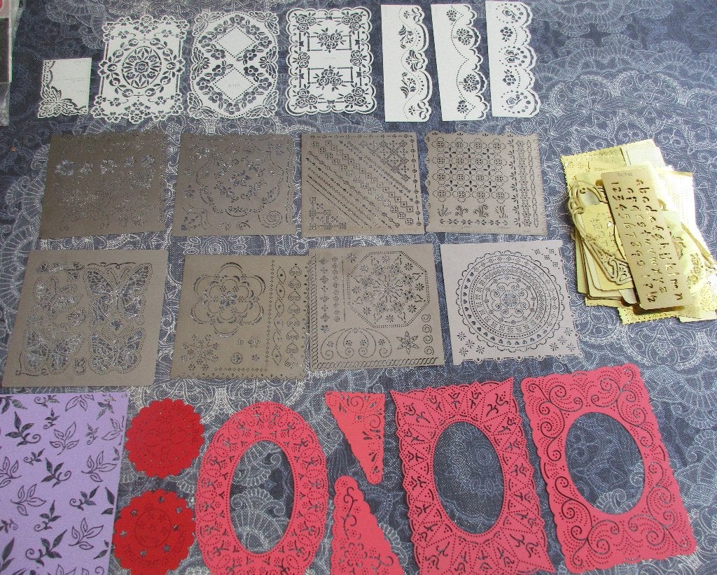 50 diverse mallen, stencils voor embossing, pergamano enz, Hobby en Vrije tijd, Ophalen of Verzenden, Nieuw, Metaal, Knutselwerk