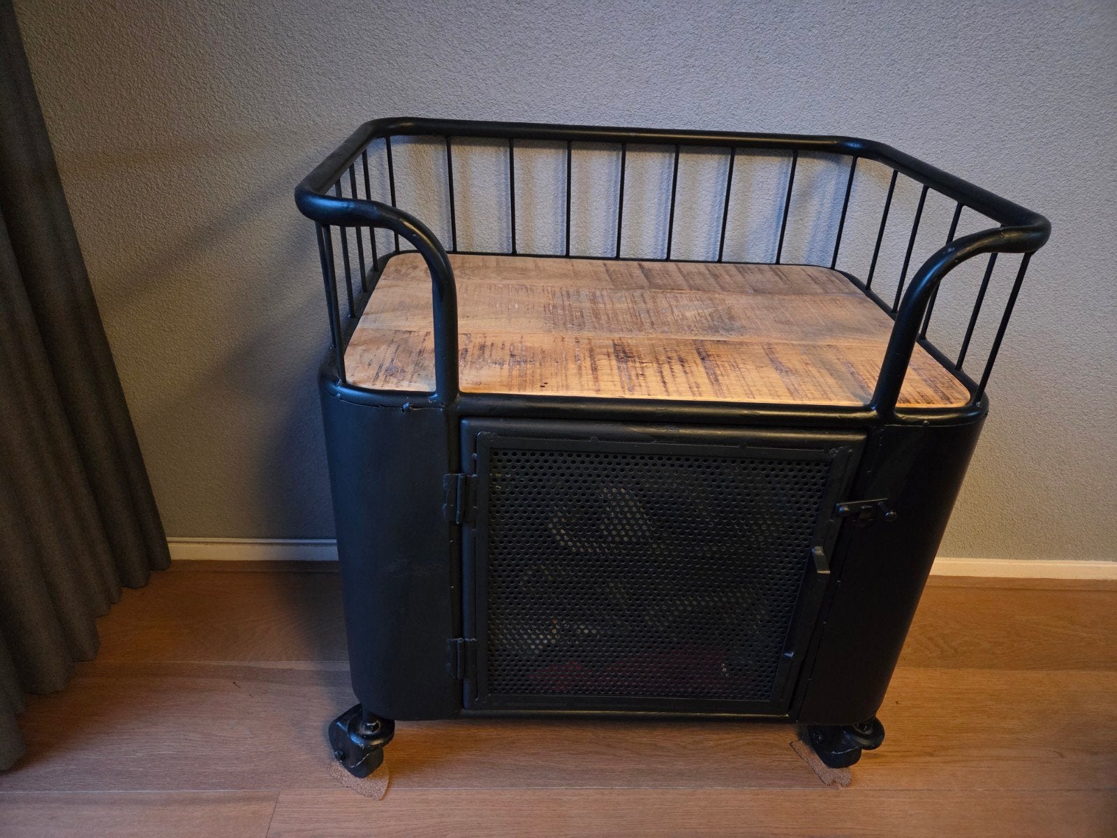 Industriële trolley, Huis en Inrichting, Ophalen, Gebruikt