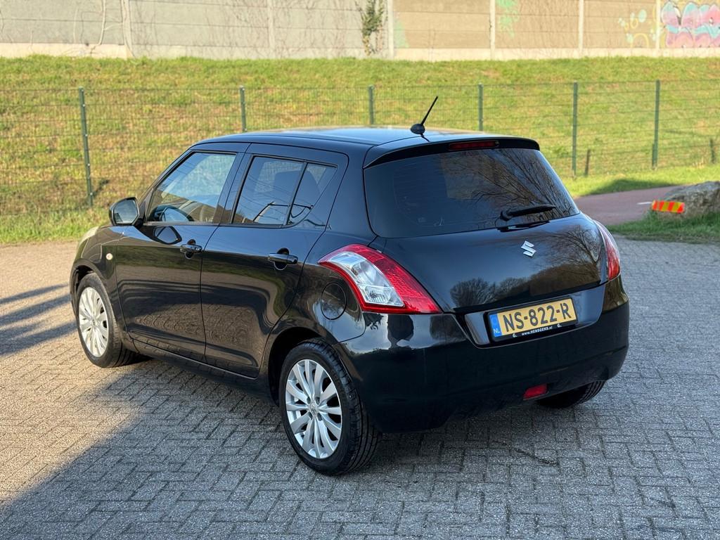 Suzuki Swift 1.2 Exclusive EASSS CRUISE I CLIMA I LEUKE AUTO, Voorwielaandrijving, Gebruikt, 4 cilinders, 400 kg