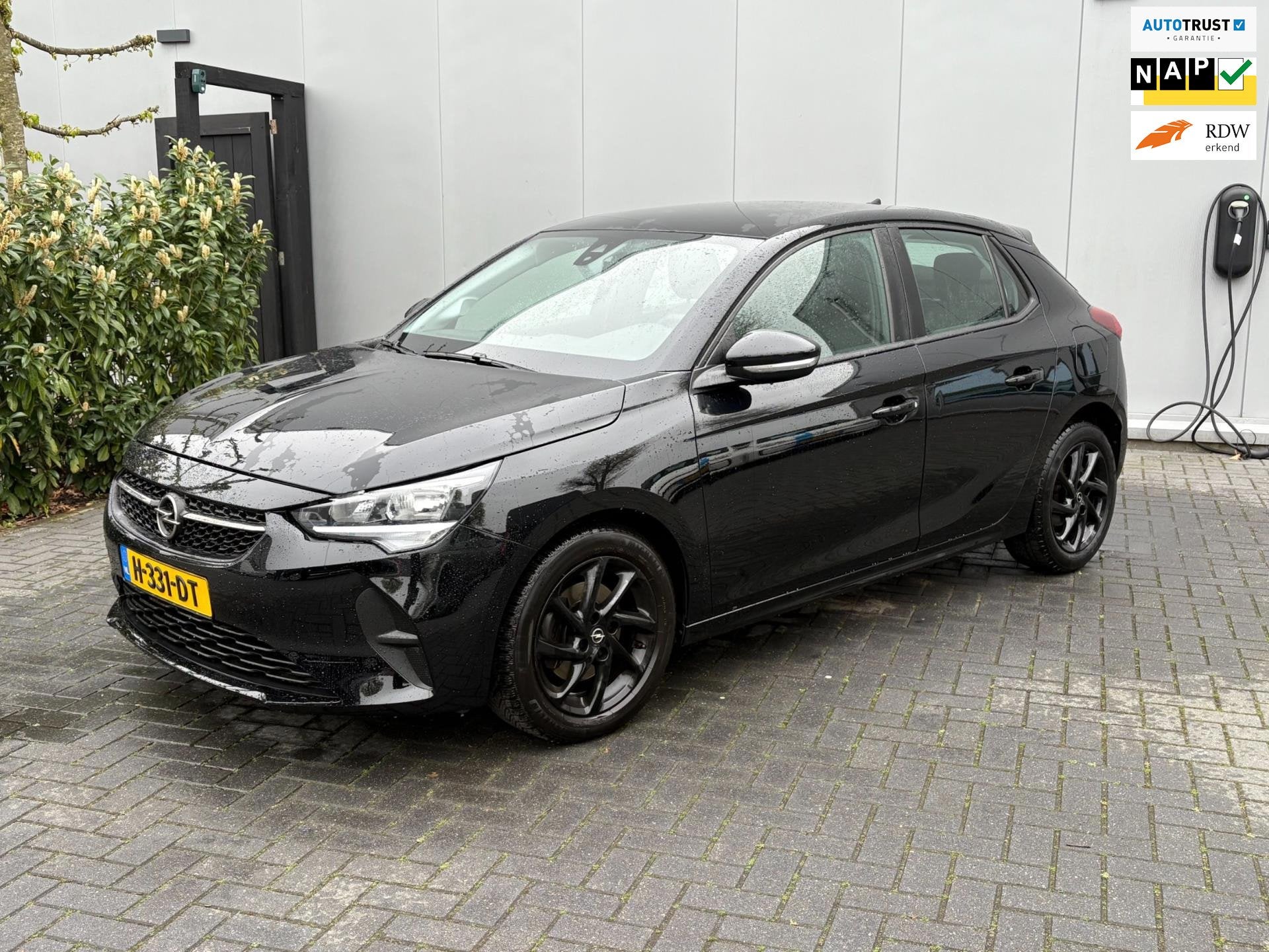 Opel Corsa 1.2 Black Edition, Auto's, Dealer onderhouden, 101 pk, Gebruikt, Euro 6