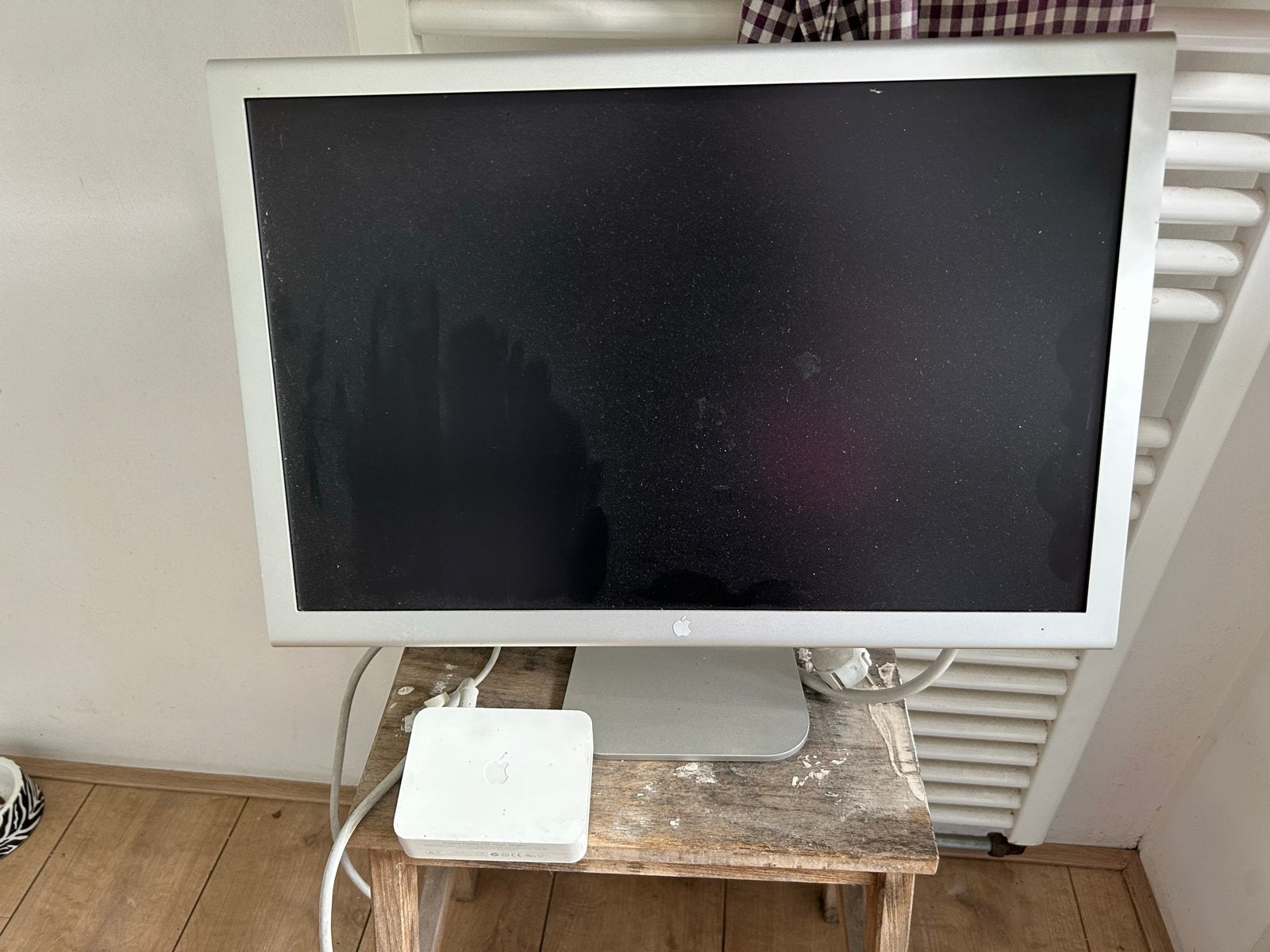 Apple Cinema Display & Toetsenbord - Compleet Werkstation, Computers en Software, Ophalen, Gebruikt, USB-C