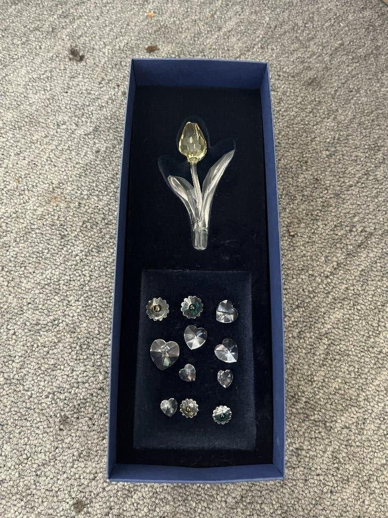 Swarovski Crystal Society (SCS) Gele Tulp (2004 RenewalGift), Ophalen of Verzenden, Zo goed als nieuw, Figuurtje