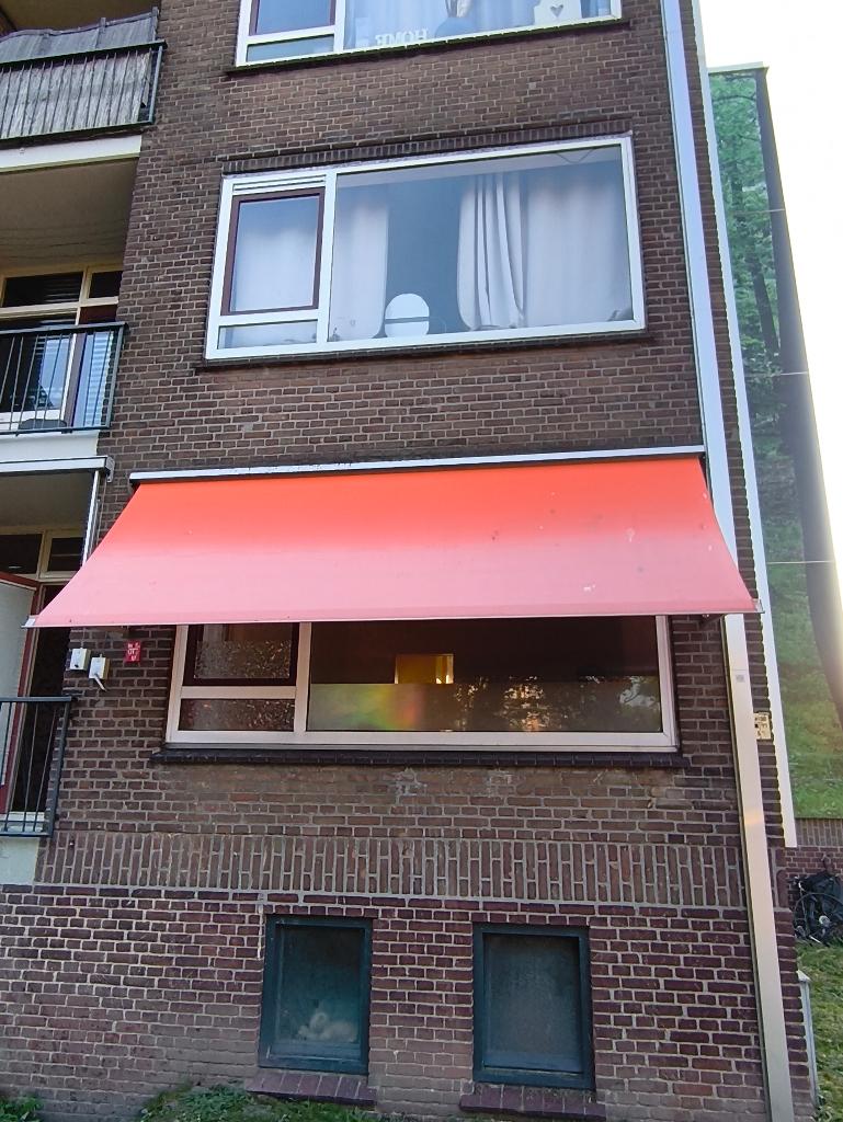 zonneschermen 2x superprijs, Tuin en Terras, Zonneschermen, Ophalen, Gebruikt, 150 tot 300 cm, 250 cm tot 450 cm