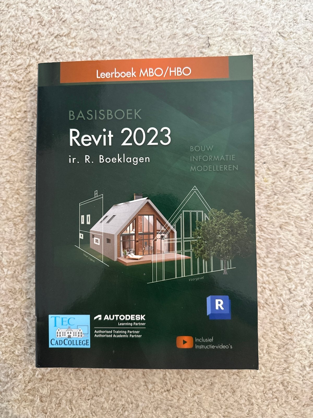 Basisboek Revit 2023 MBO/HBO - ir. R. Boeklagen, Boeken, Studieboeken en Cursussen, Zo goed als nieuw, MBO, Beta, Ophalen of Verzenden