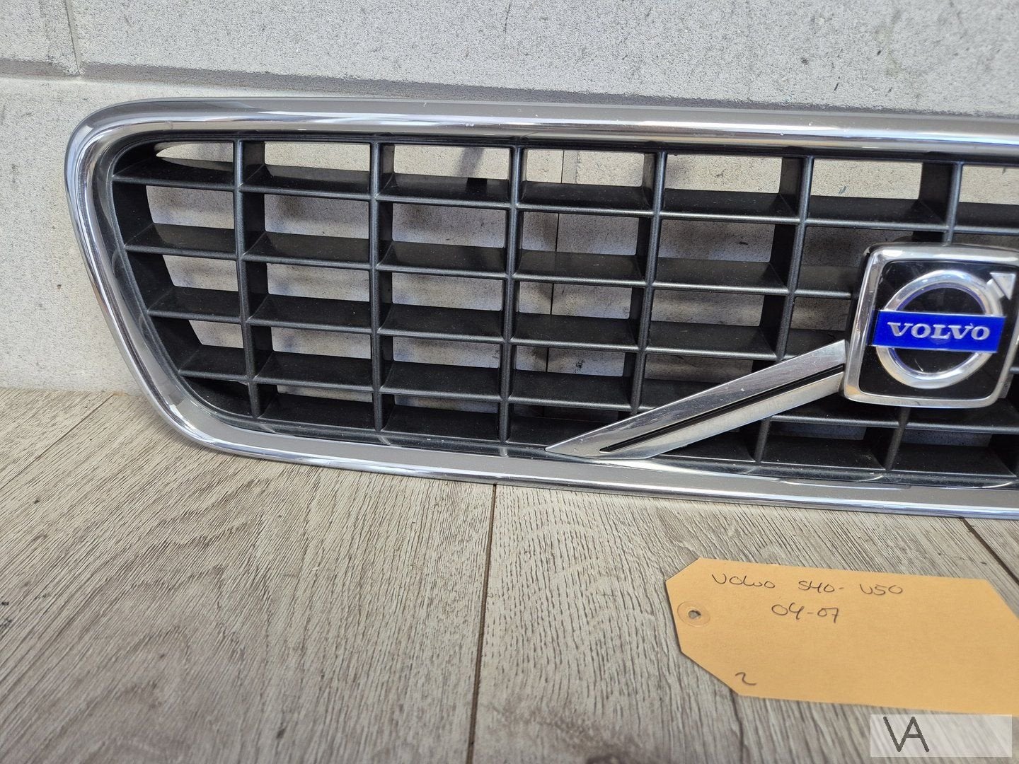 Volvo S40 - V50 2004 tot 2007 blokjesgrille grille €100 mooi, Gebruikt, -, -, Ophalen of Verzenden