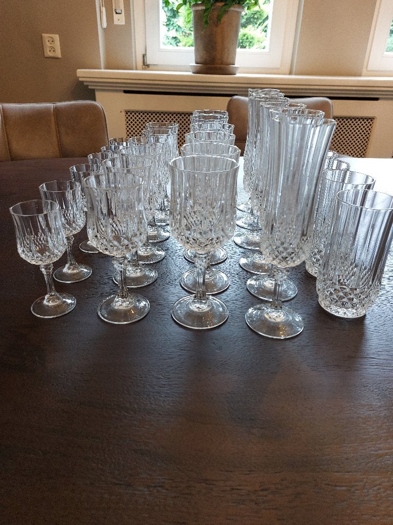 Kristallen glasservies  cristal d' arques, Antiek en Kunst, Antiek | Glas en Kristal, Ophalen