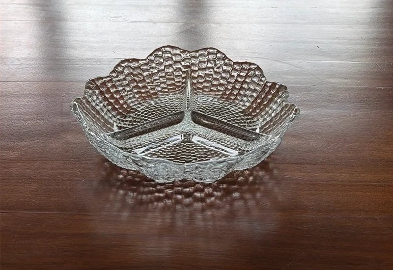Lotus kristallen 3 vaks serveerschaal, Ophalen of Verzenden, Overige stijlen, Glas, Schaal of Schalen