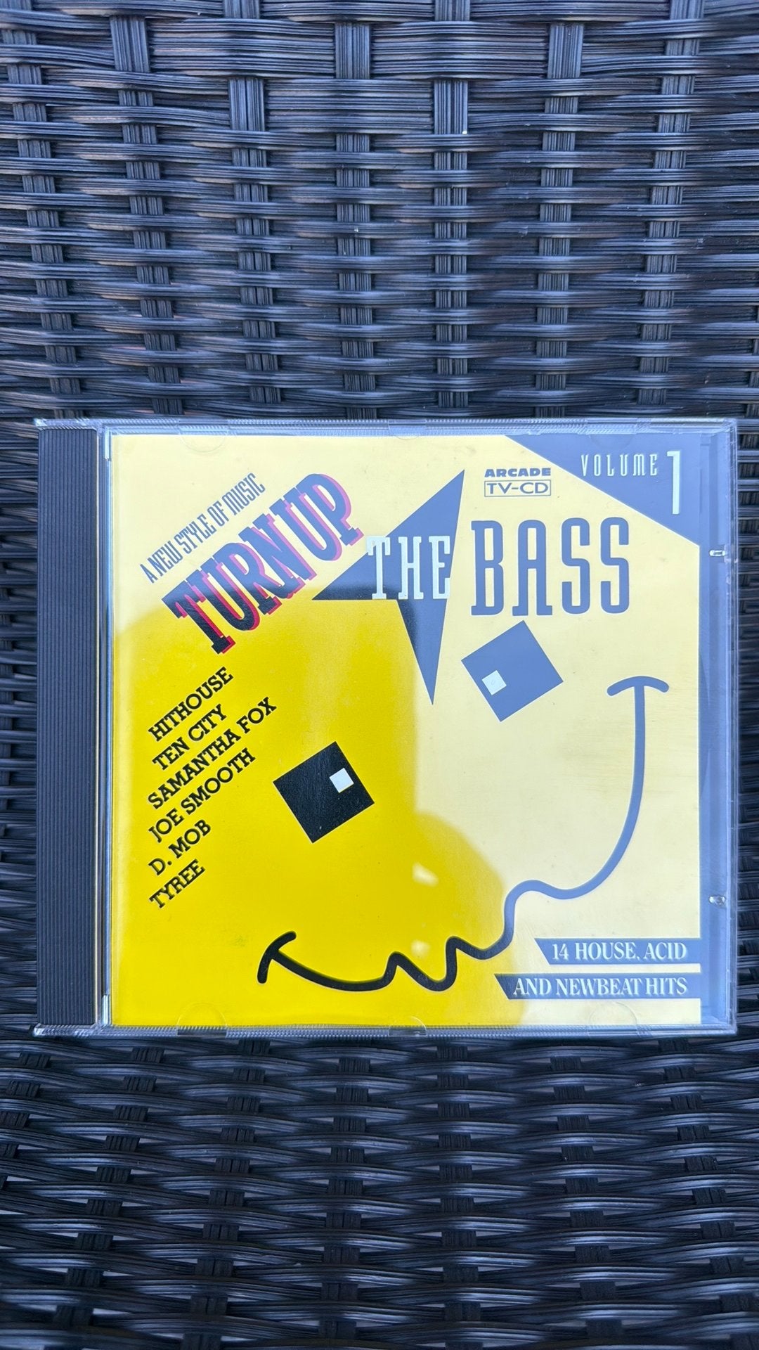 Turn Up The Bass Volume 1, Pop, Ophalen of Verzenden, Zo goed als nieuw, Verzamelalbum