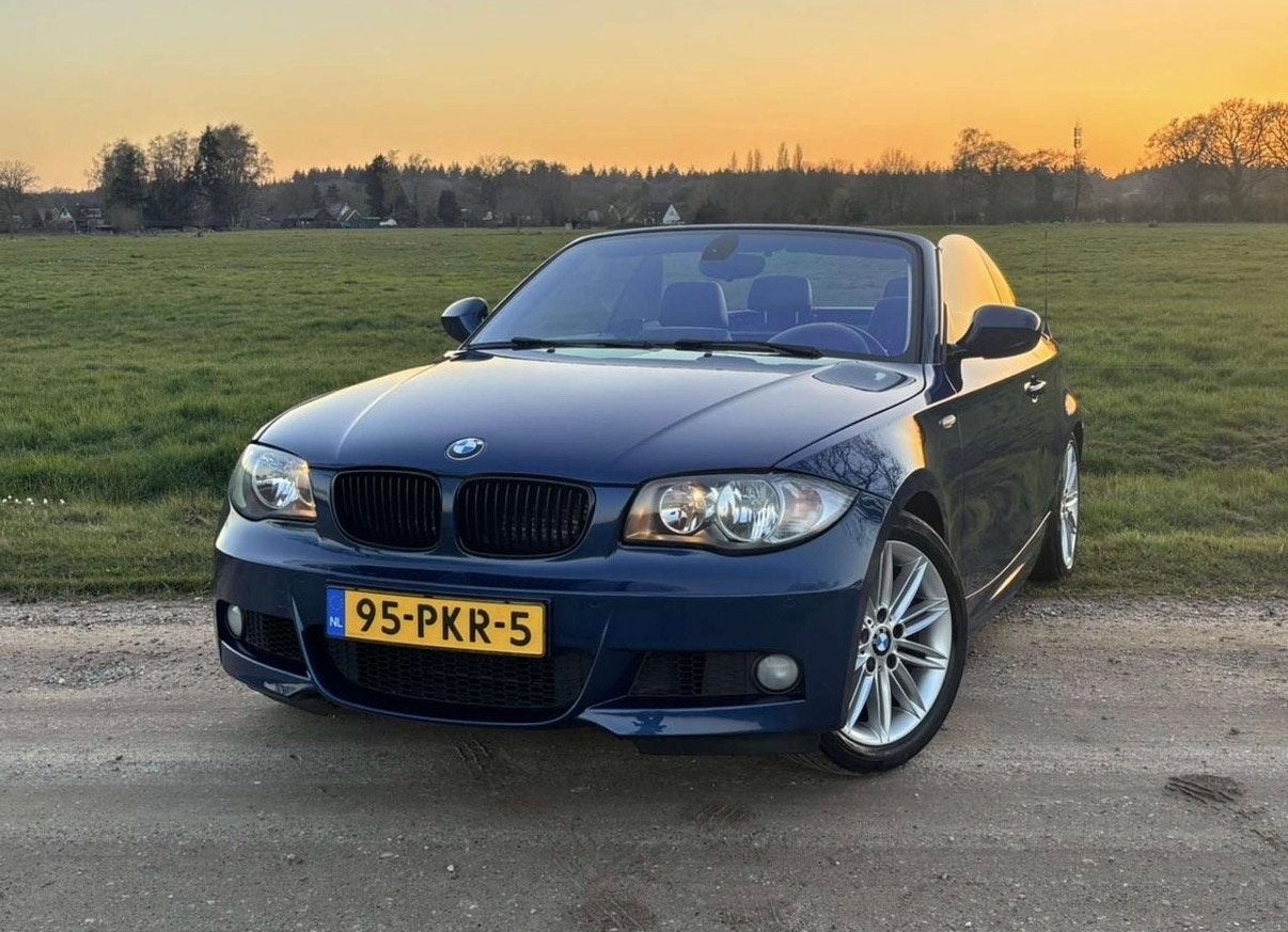 BMW 118I 2.0 Cabrio, Le Mans Blue, Applecarplay, AndroidAuto, Auto's, 1-Serie, Euro 5, 1995 cc, Zwart