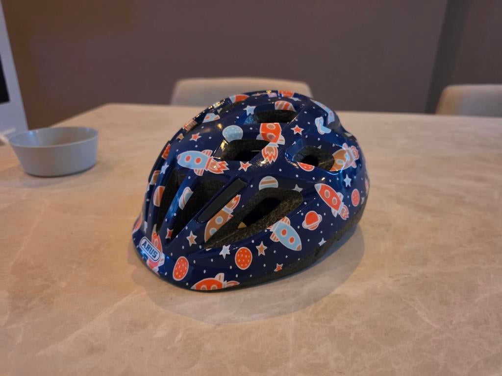Abus fietshelm voor kinderen, Ophalen of Verzenden