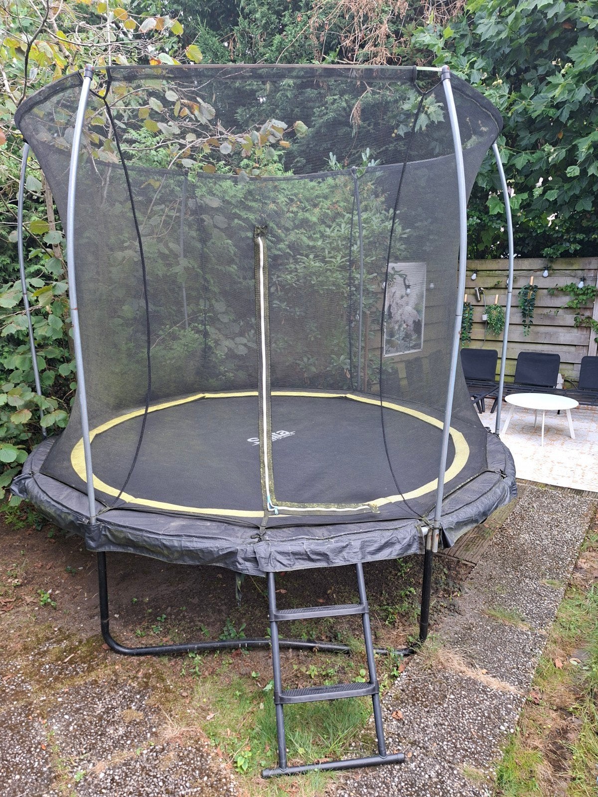 grote (3m doorsnee) Salta Trampoline met Veiligheidsnet en T, Ophalen, Gebruikt