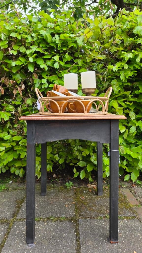 Vintage landelijk eiken bijzettafel, tafeltje, nachtkastje, Gebruikt, Vintage, Ophalen of Verzenden, Nvt