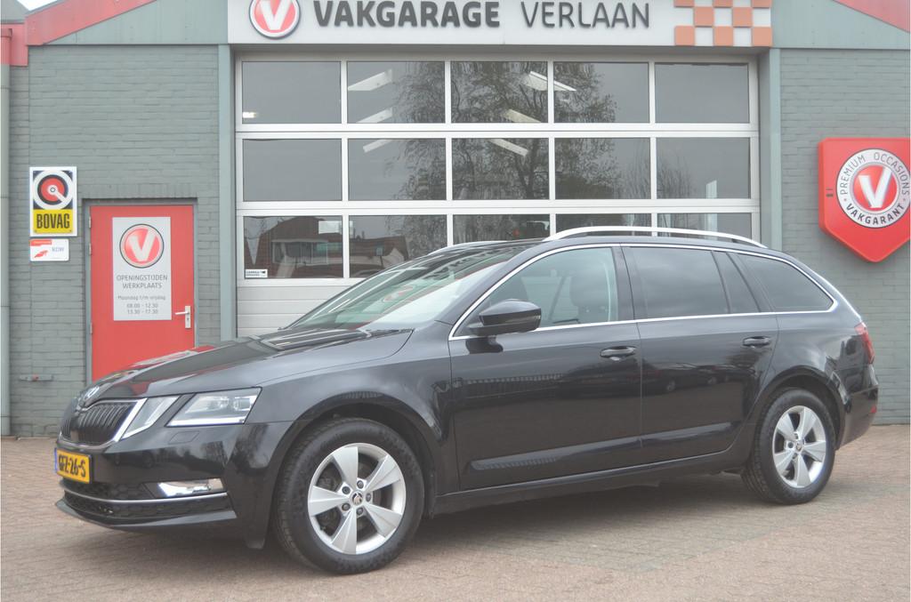 Skoda Octavia sta. 1.5 TSI Style AUTOMAAT trekhaak 12 mnd. g, Gebruikt, Euro 6, Zwart, 650 kg