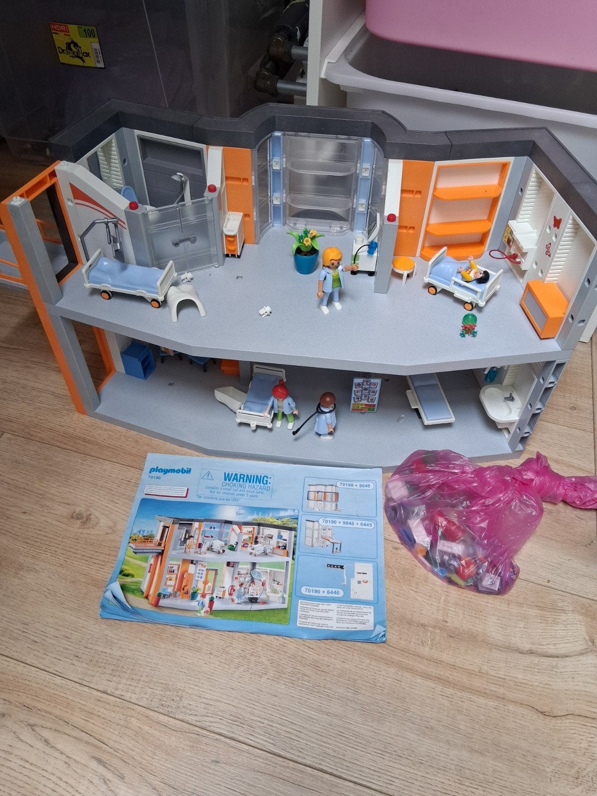 Playmobil Ziekenhuis 70190 met extra's - Zo goed als nieuw, Kinderen en Baby's, Gebouw, Complete set, Ophalen of Verzenden, Zo goed als nieuw