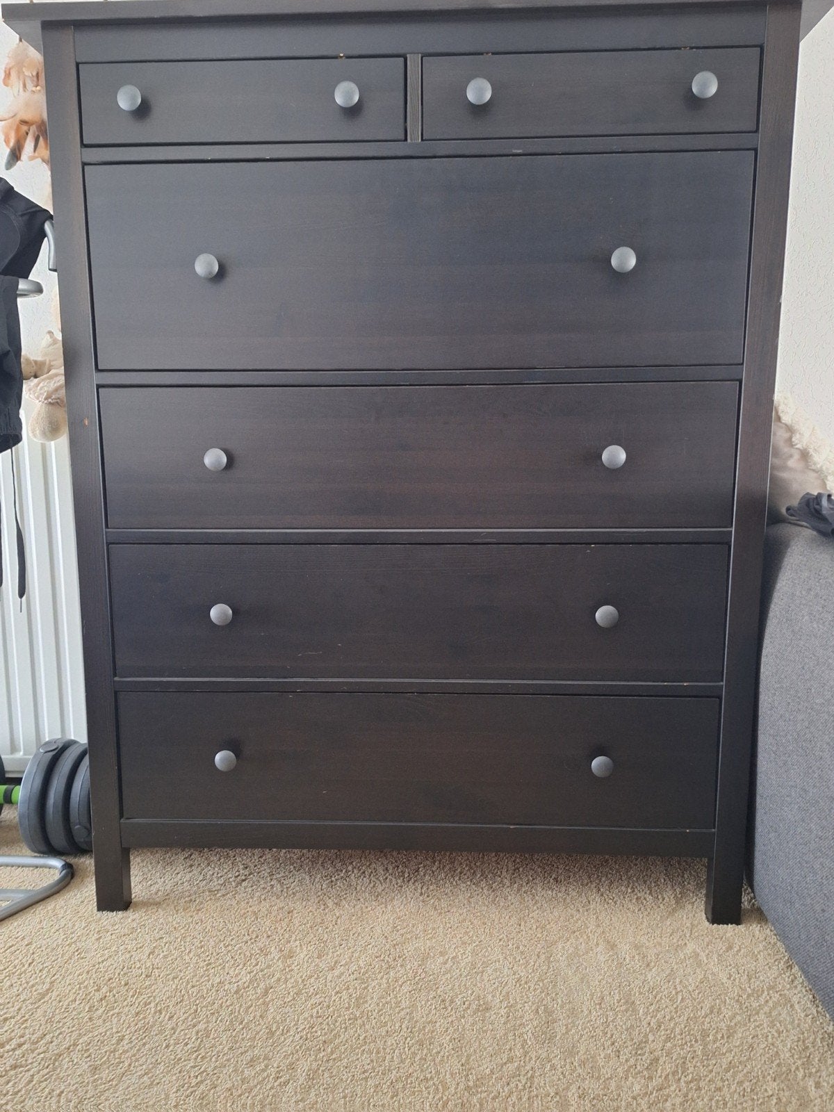IKEA HEMNES Donkerbruine ladekast met 6 laden, Huis en Inrichting, Ophalen, Gebruikt, 100 tot 150 cm, 5 laden of meer