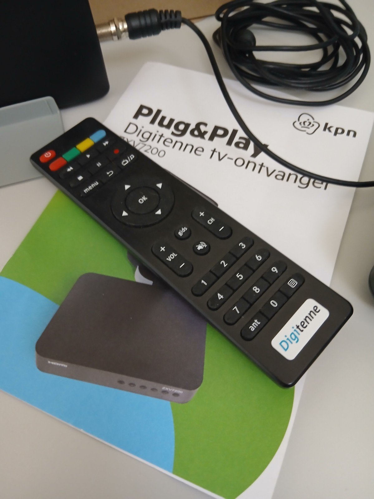 Digitenne KPN + Tv met DVD speler, Gebruikt, Dvd, Ophalen of Verzenden, Origineel