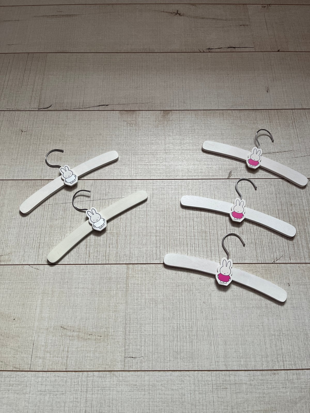 Houten kledinghangertjes Nijntje, Kinderen en Baby's, Ophalen, Gebruikt, Overige typen