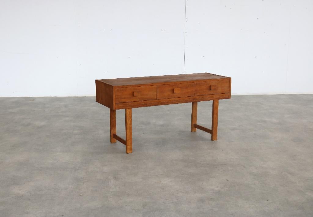 vintage sidetable | ladekast | jaren 60 | Zweeds, Huis en Inrichting, Kasten | Ladekasten, Gebruikt, ., Eikenhout, 3 of 4 laden