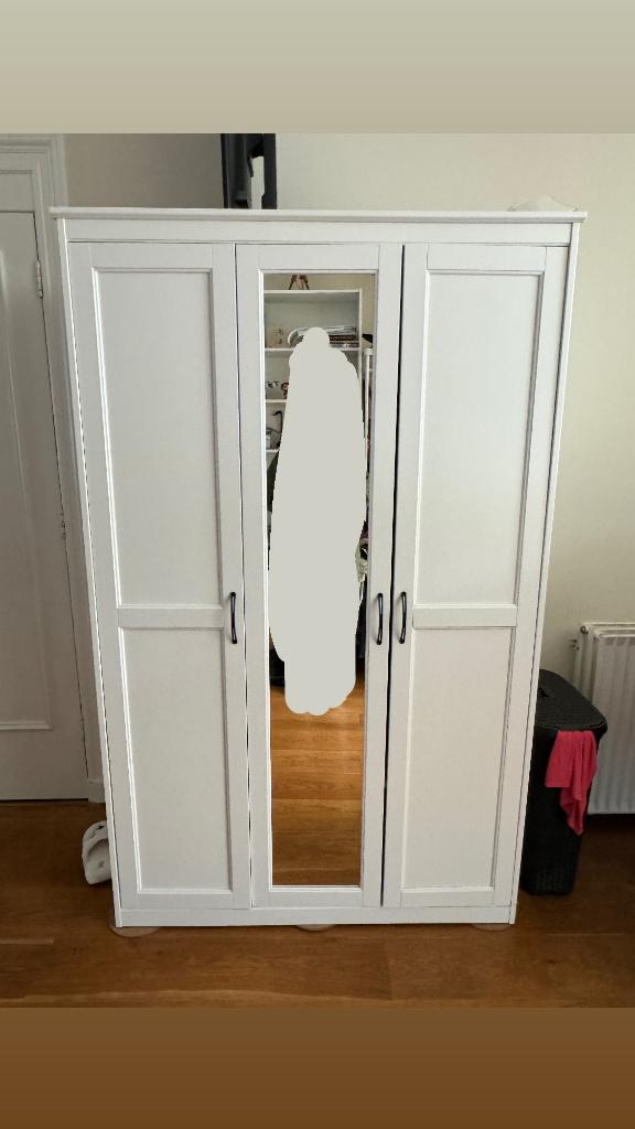 IKEA Kledingkast/Wardrobe (SONGESAND), Ophalen, Met deur(en), 100 tot 150 cm, Zo goed als nieuw