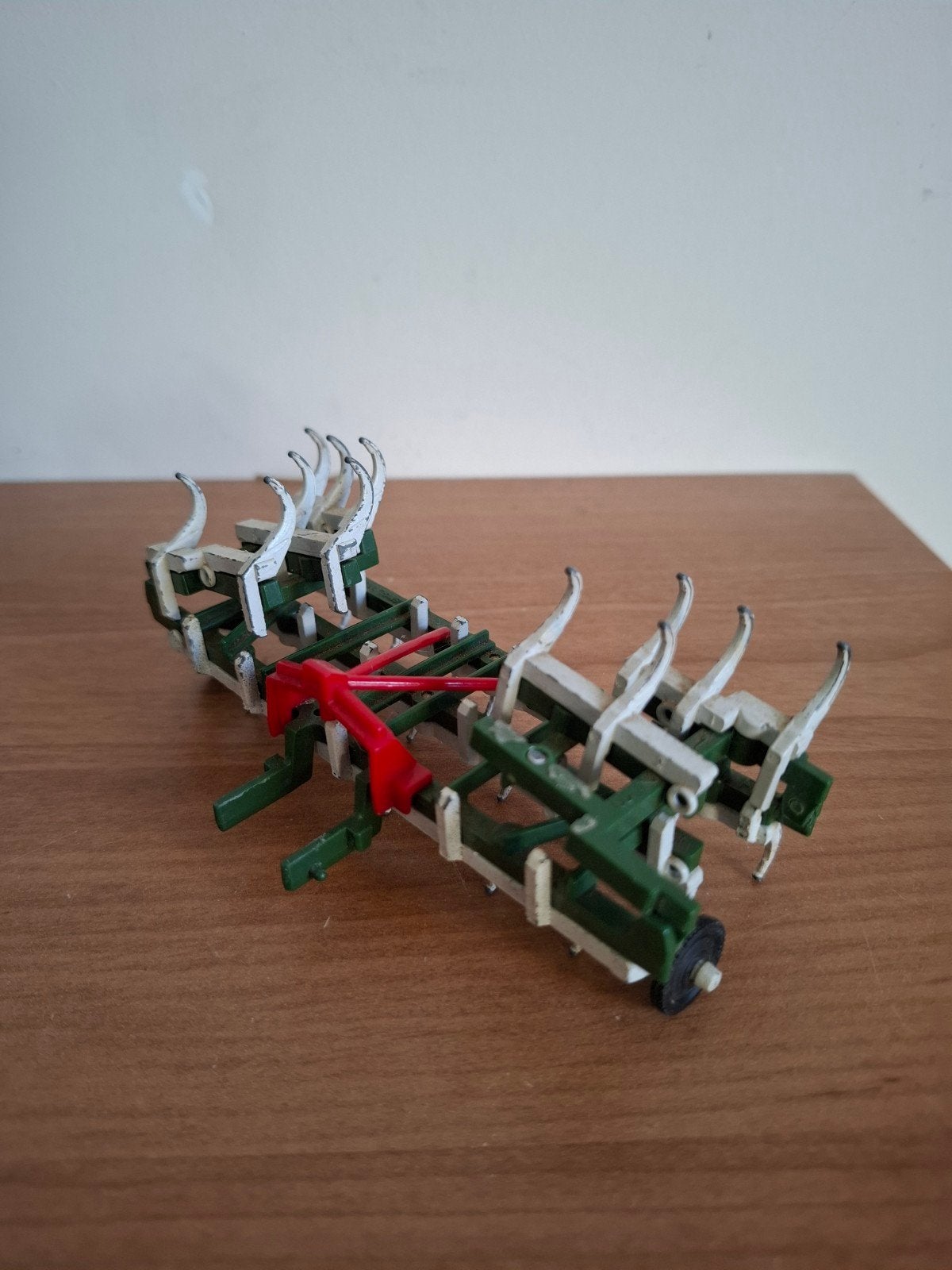 Britains brede cultivator, Ophalen of Verzenden, Nieuw, Tractor of Landbouw, Britains