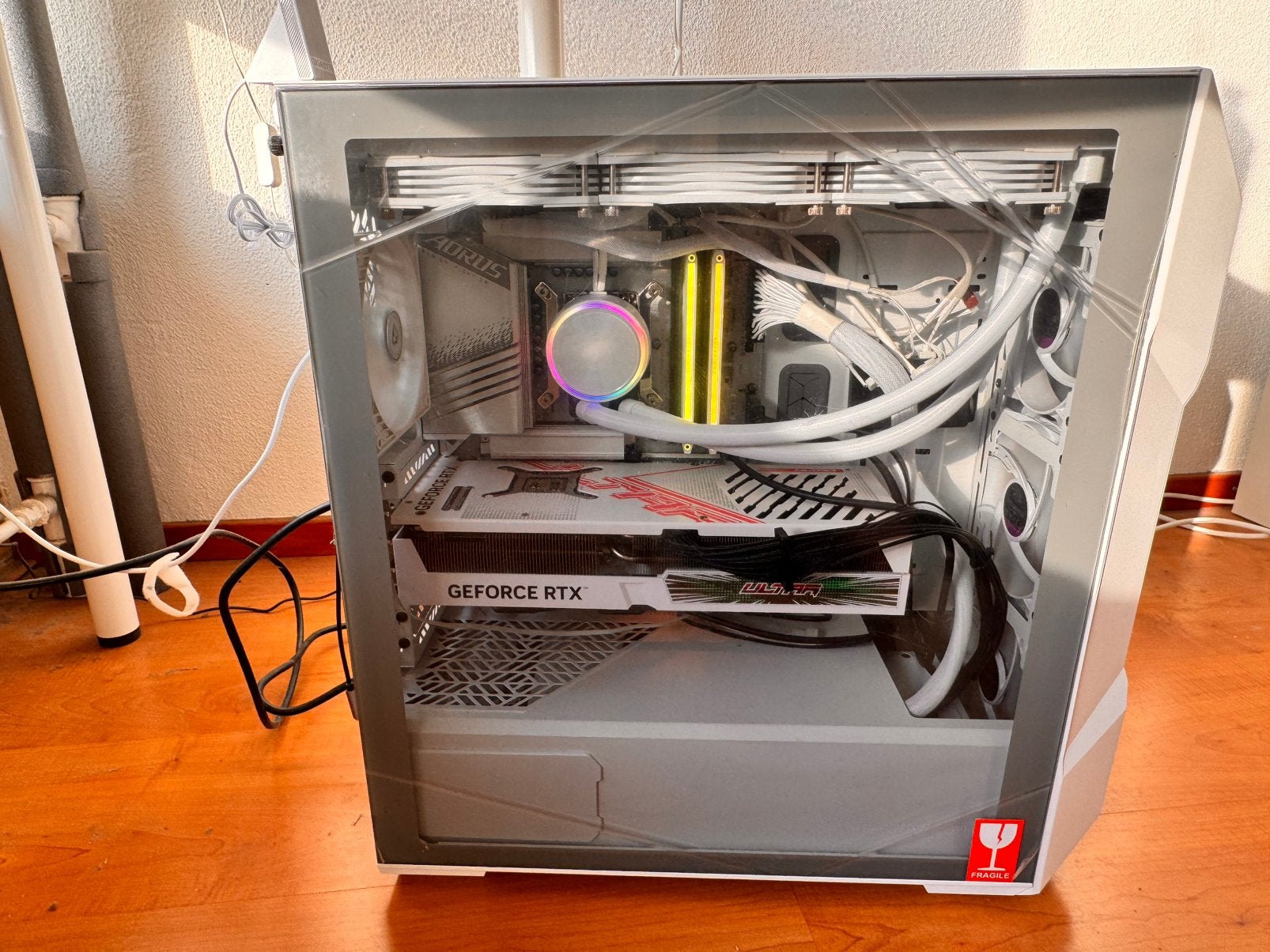 Foto 3 van White Gaming PC i7-14700KF | RTX4070 Ti S | 32G RAM