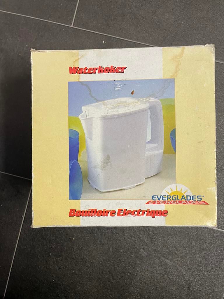 Everglades Waterkoker EV 502 - 1.0L Capaciteit, 1 tot 2 liter, Ophalen, Gebruikt