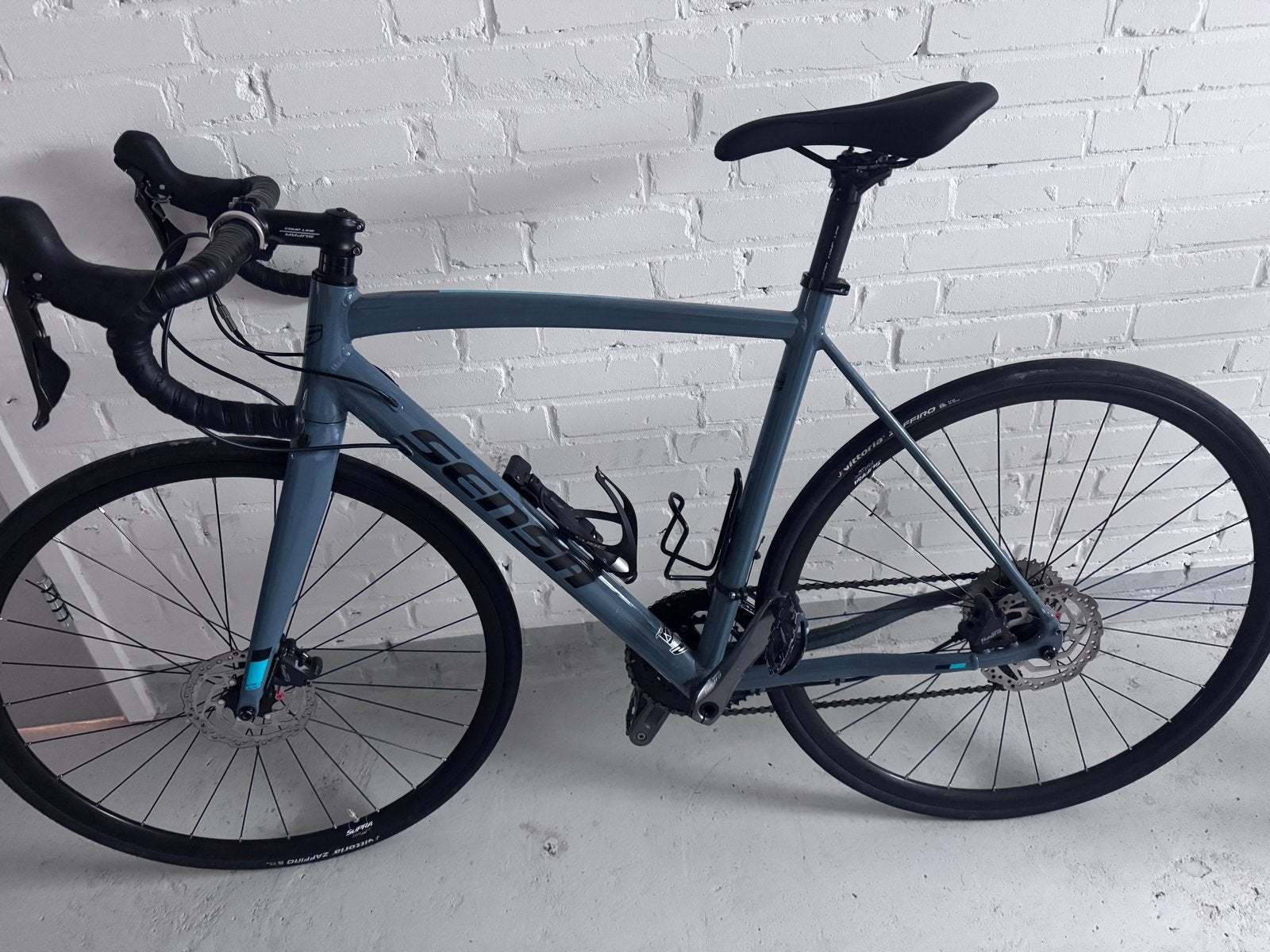 Sensa Emilia Tiagra racefiets - Zo goed als nieuw, Fietsen en Brommers, Fietsen | Racefietsen, Overige merken, 28 inch, Heren