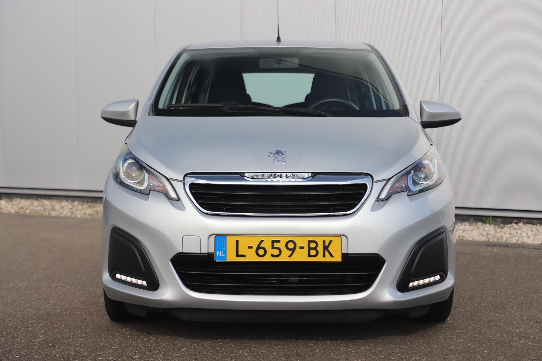 Peugeot 108 1.0 e-VTi Active NAP! All-season banden Airco Ra, Auto's, Peugeot, Voorwielaandrijving, Gebruikt, Euro 6, Met garantie (alle)