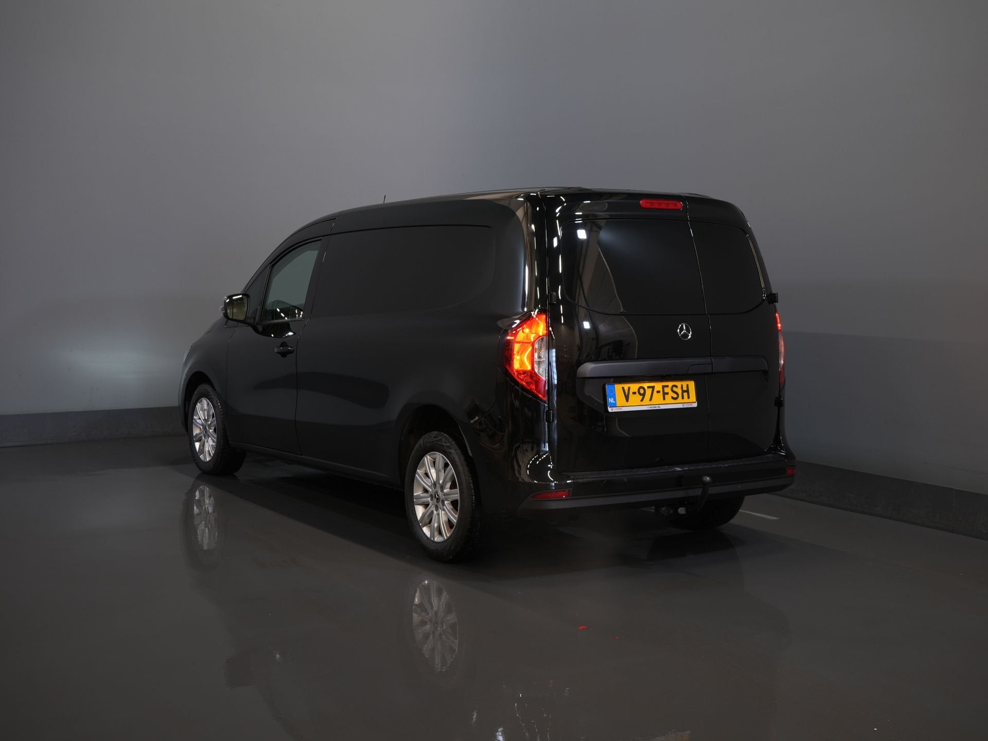 Mercedes-Benz Citan 110 CDI Aut. L2 NL Auto/ Carplay/ Cruise, Stof, Gebruikt, Euro 6, Zwart