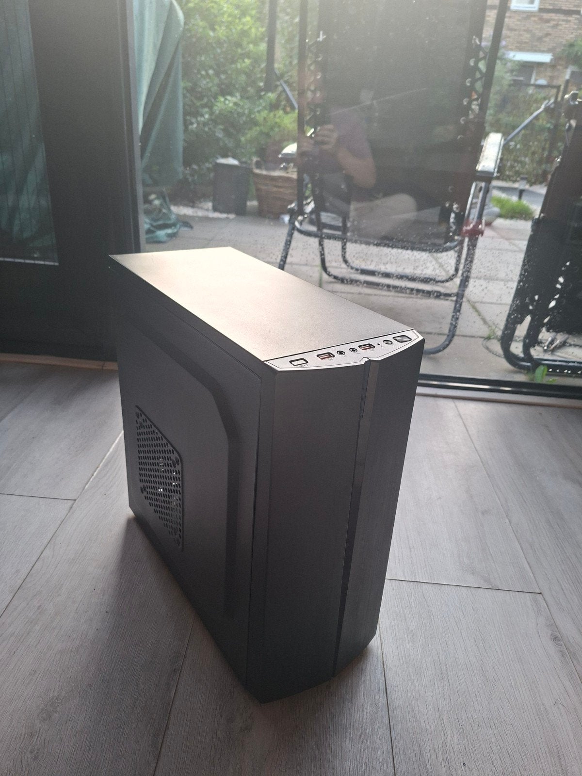 Nette game-pc i5-10400, RX 5700 8GB, 16GB, 5TB, Ophalen of Verzenden, Zo goed als nieuw, Gaming, SSD