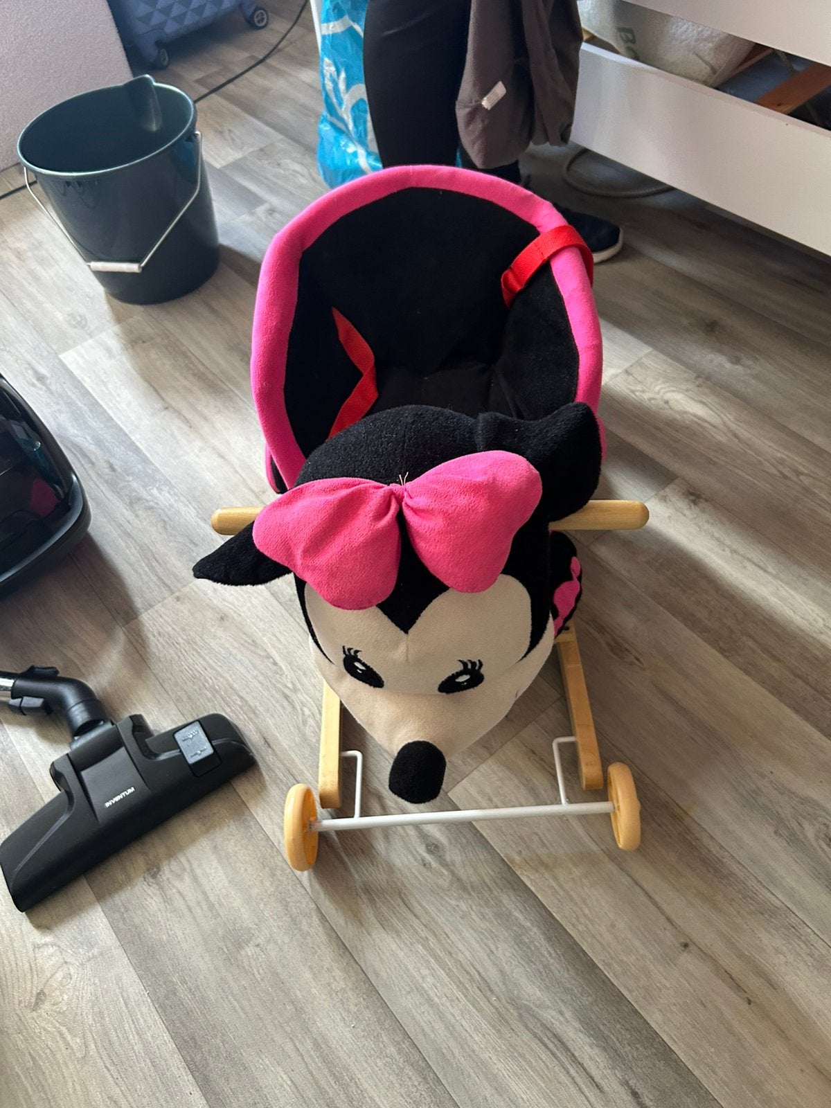 Minnie Mouse hobbelfiguur, Ophalen, Gebruikt