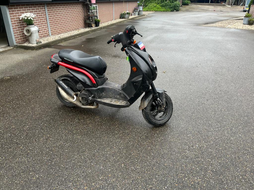 Peugeot ludix, Fietsen en Brommers, Ophalen of Verzenden, Zo goed als nieuw, Tweetakt, Peugeot
