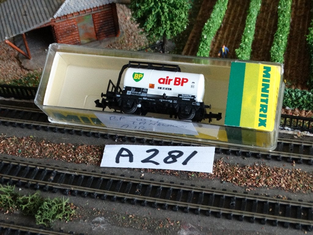 N-Spoor: MINITRIX 13548, adv A281: TANKWAGON BP AIR., Gelijkstroom of Wisselstroom, Trix, Ophalen of Verzenden, Nieuw